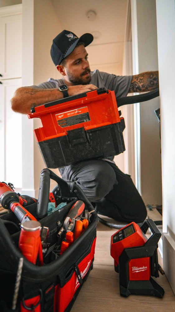Clearview Plumbing & Gas technician with emergency service equipment in Delray Beach
