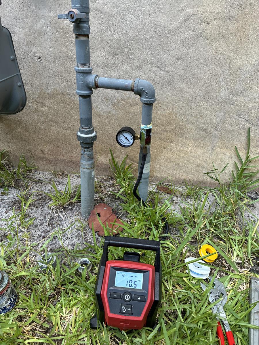 Clearview Plumbing & Gas technician pressure testing a new gas line